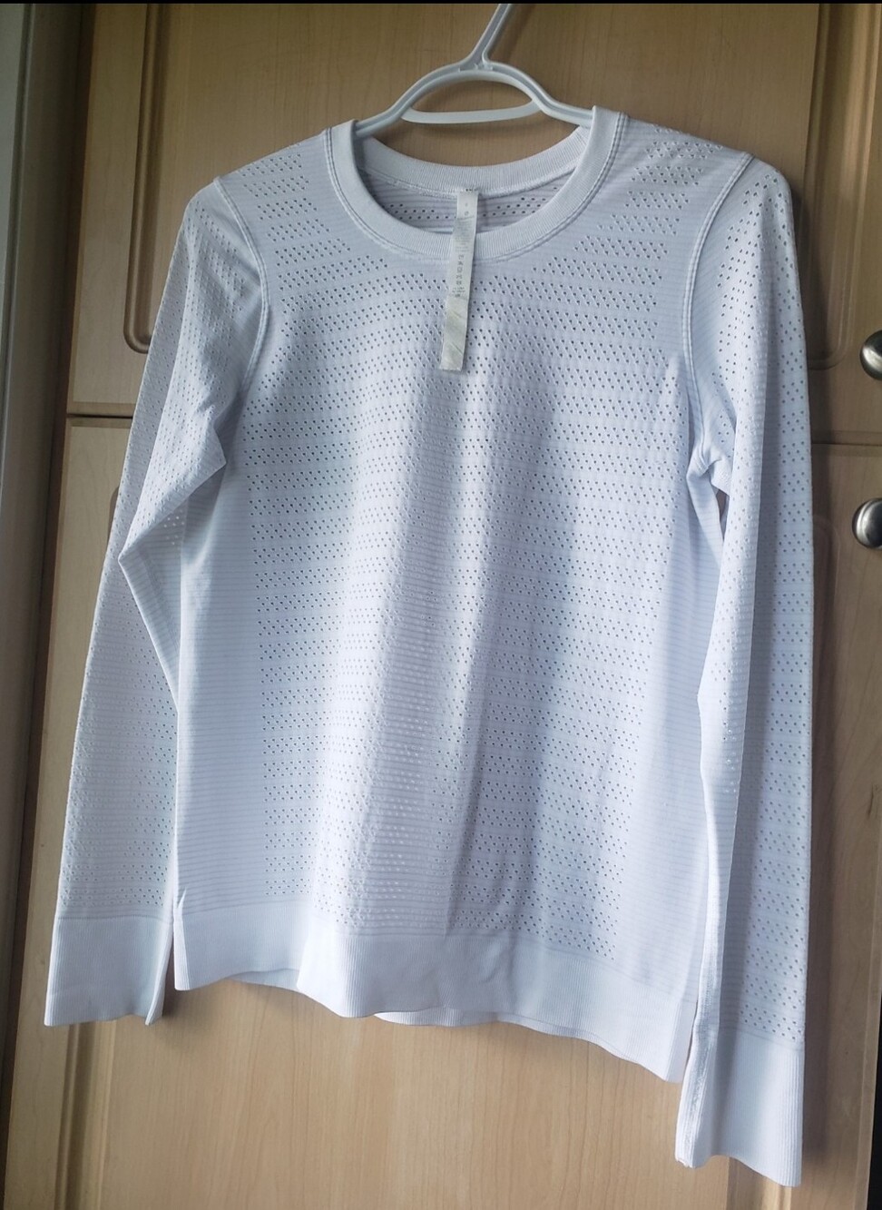 lululemon athletica Light Lavender Long Sleeve Knit Top - Picture 9 of 11
